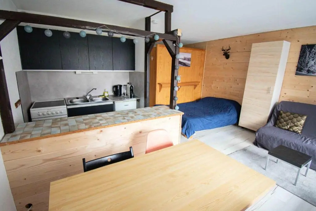 Relai S11 Grand et lumineux studio avec coin montagne 4-6 pers, 30m des pistes, grand balcon, DRAPS NON COMPRIS