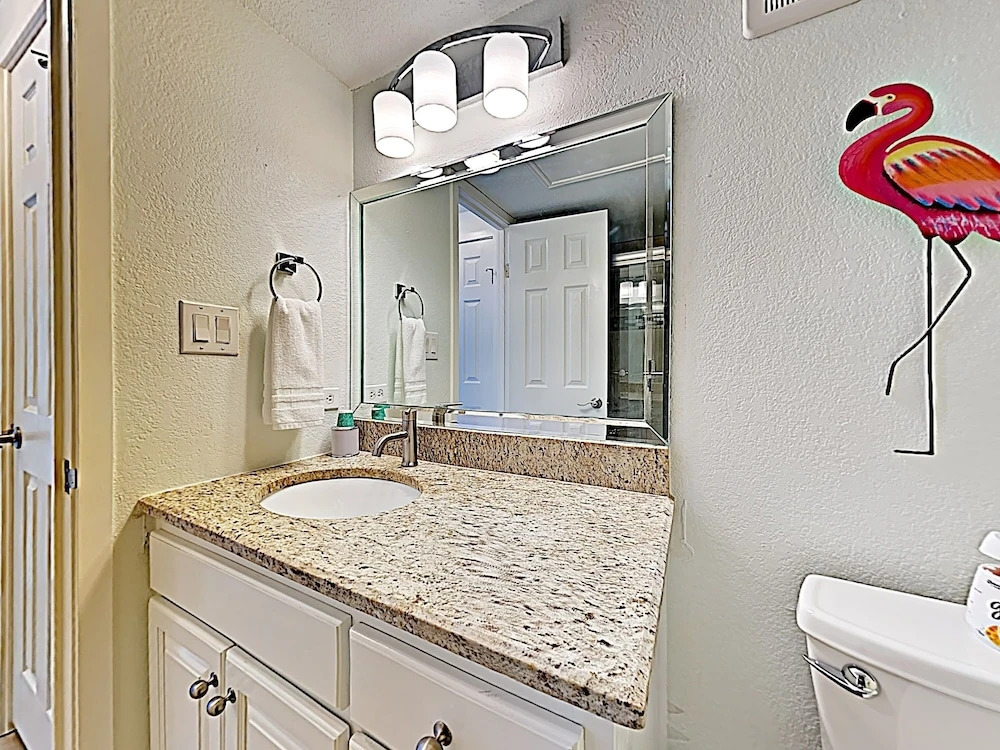 New Listing! All-suite Beachside W/ Pools 2 Bedroom Condo