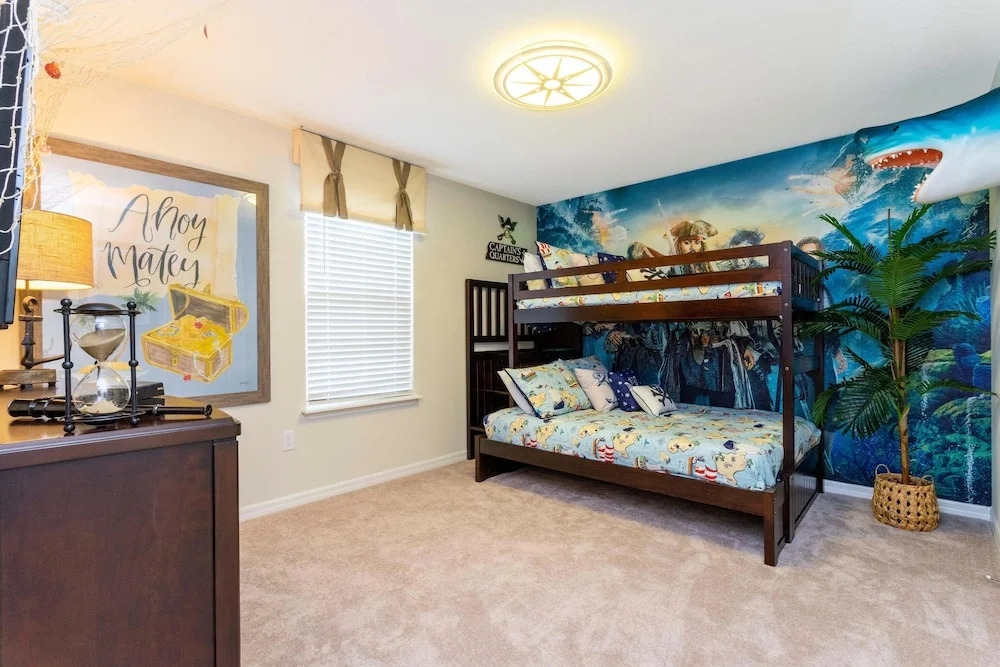 2191 LC - Windsor Island - NEW 10 Bed Villa Heated Private Pool