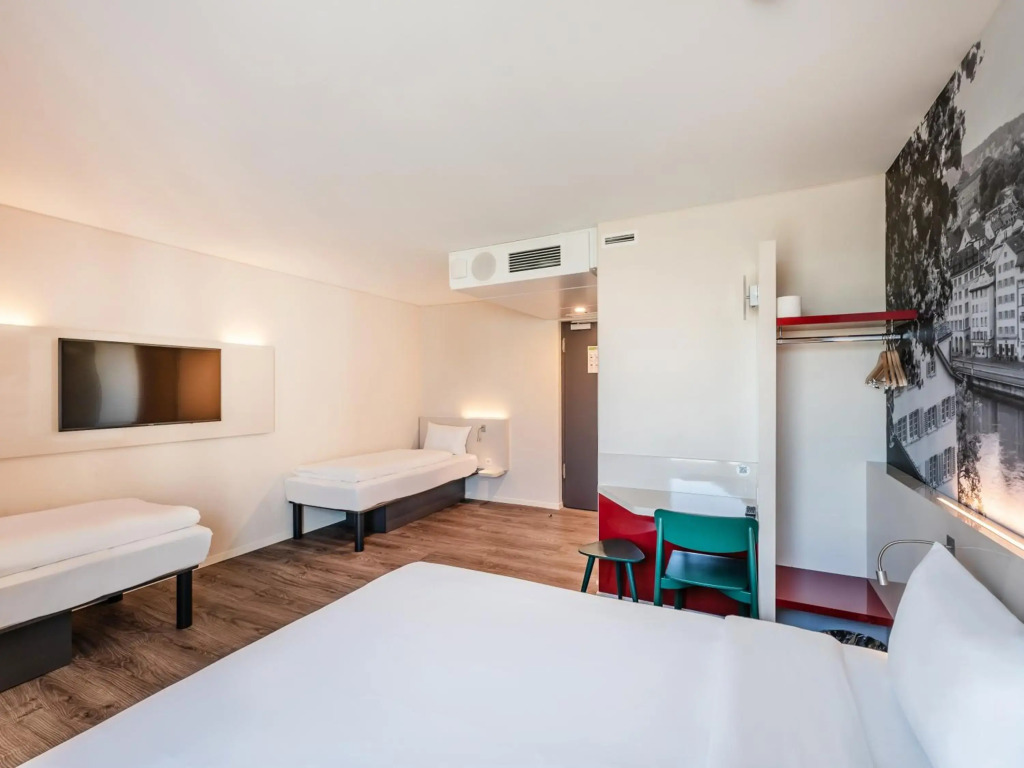 B&B HOTEL Zürich Airport