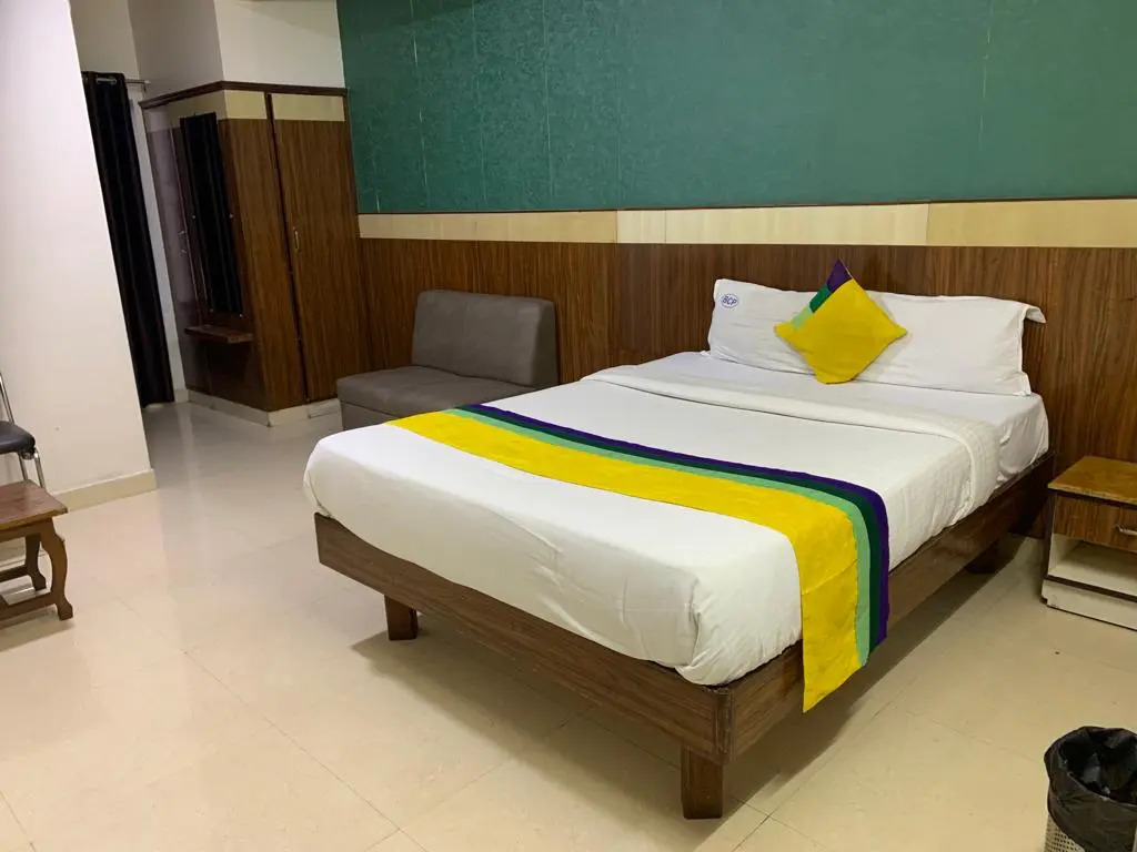 OYO 373 Hotel Grand Inn
