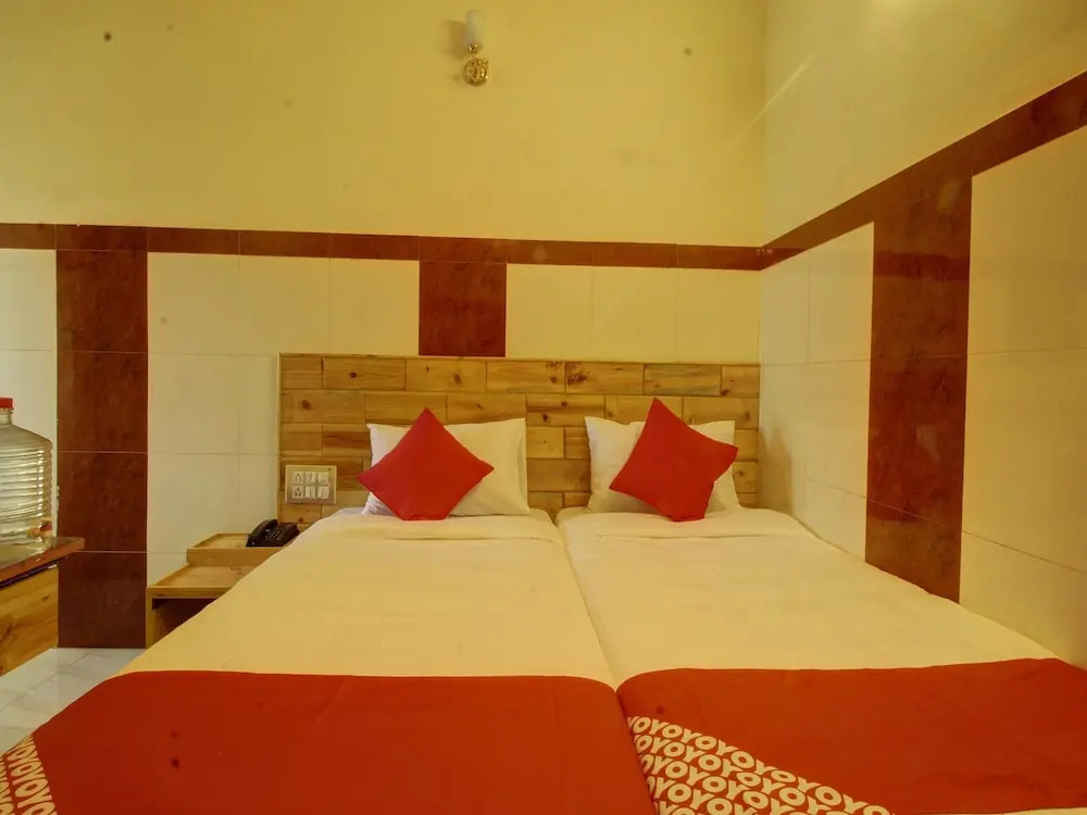 OYO 30673 K R K Residency