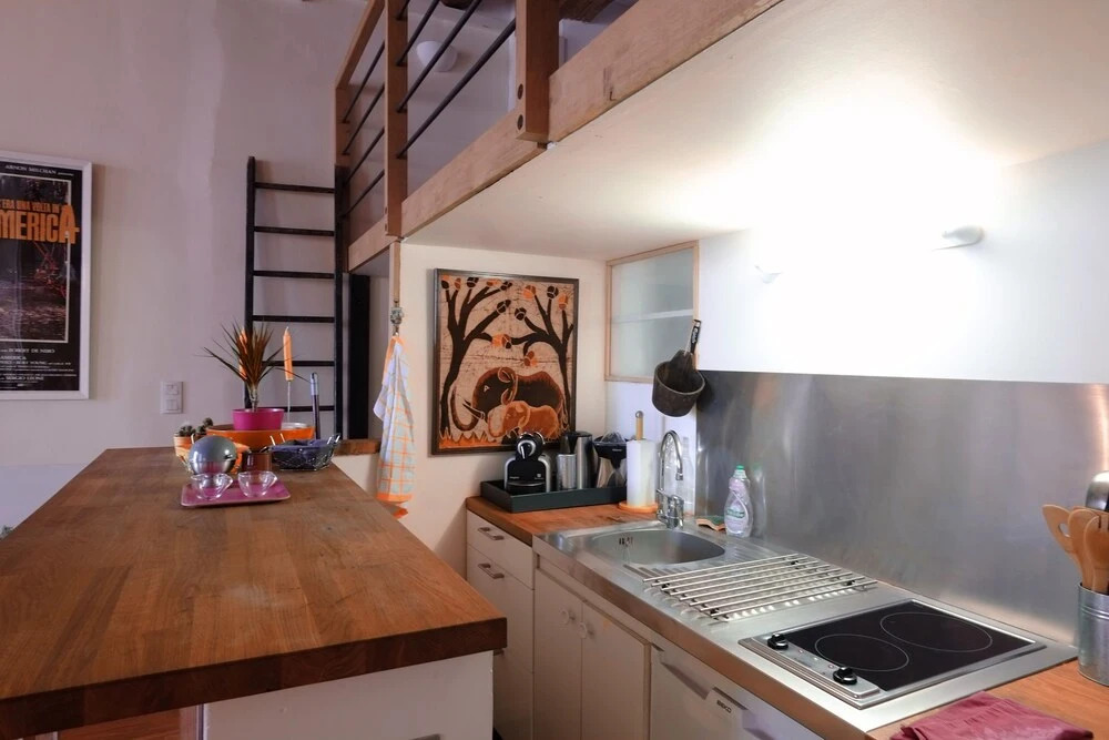 Honorê, Hôtel pour Nomades rêveurs