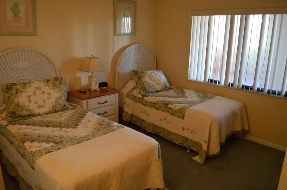 Cove II 922C 2 Bedroom Condo By Midnight Cove II