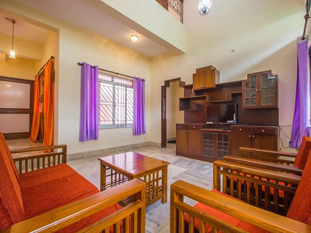 OYO 15470 Home Graceful 3BHK Villa Miramar