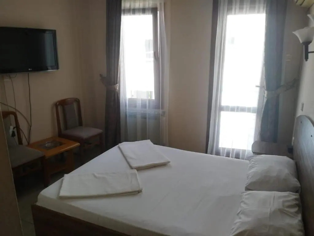 Limon Otel