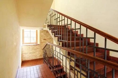Cozy & Comfy Old Town Apartment With Balcony
