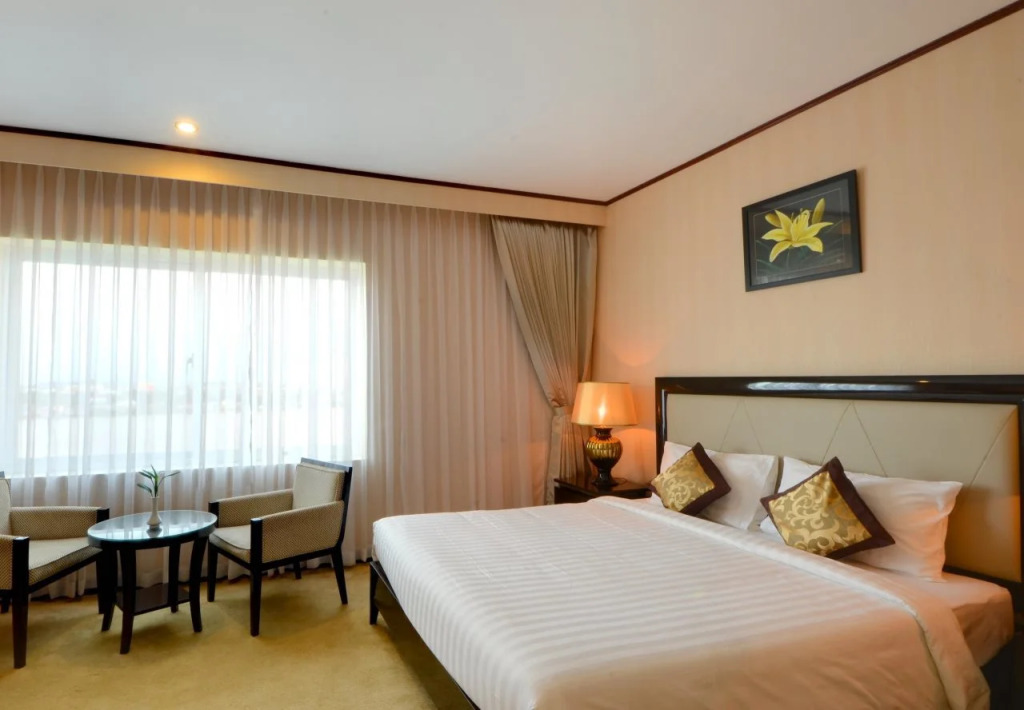 River Palace Hotel & Spa