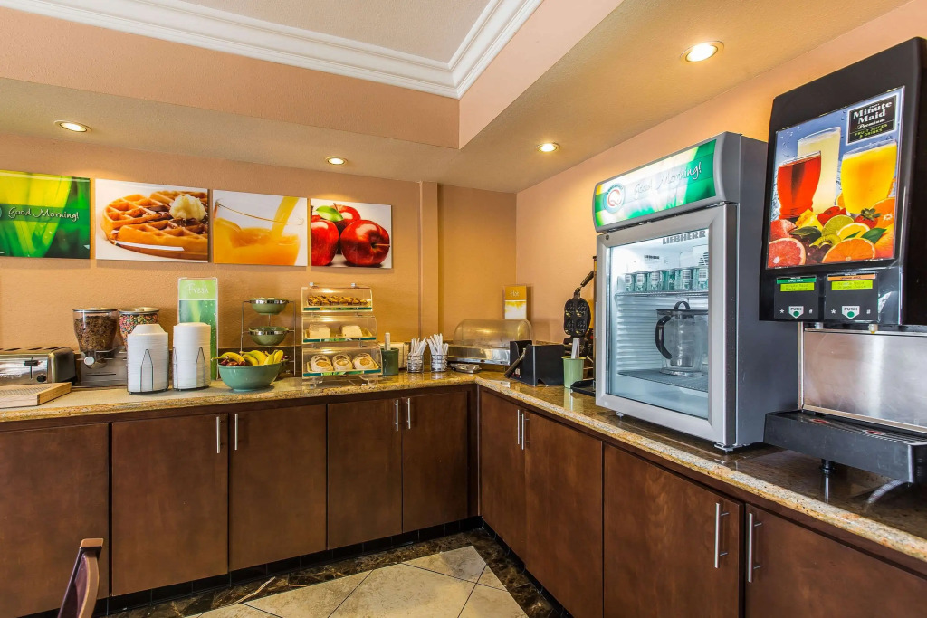 Quality Inn Lake Elsinore I-15