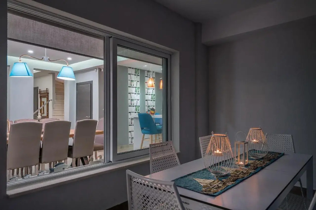 Rivazzurra Beachfront Luxury Villa