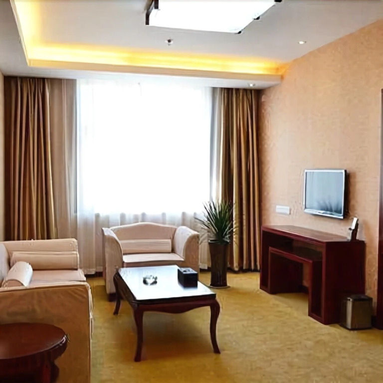 Yofo Hotel