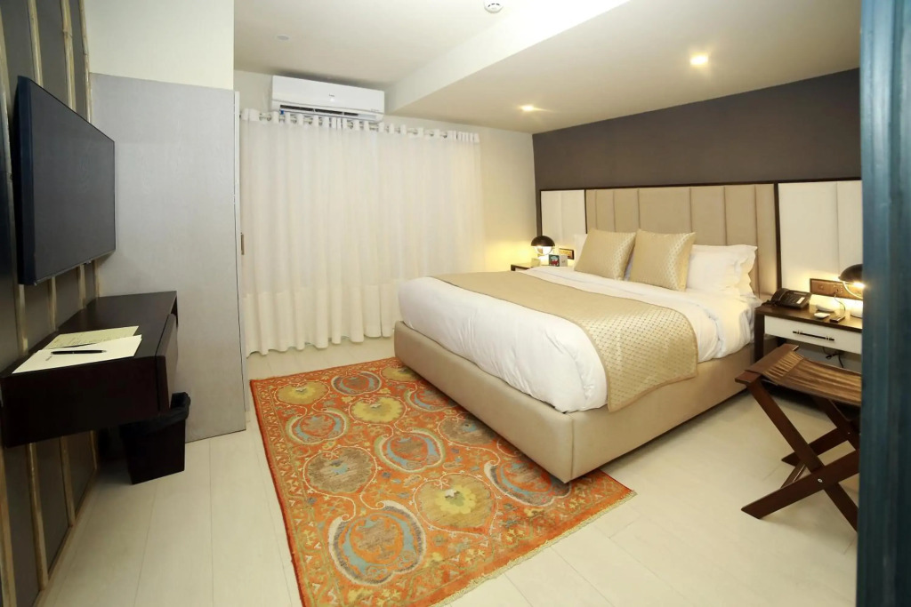 Ambiance Boutique Art Hotel Karachi