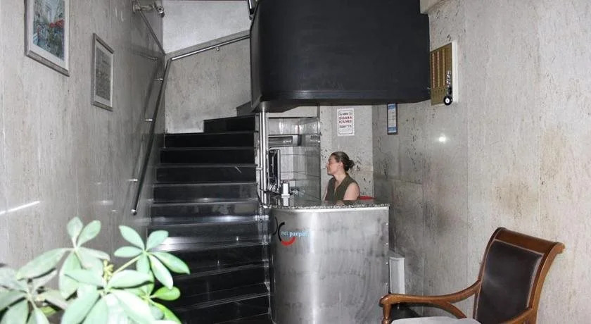 Otel Parpali
