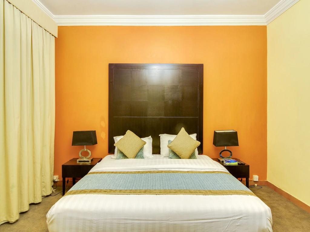 OYO 125 Al Hamra Palace