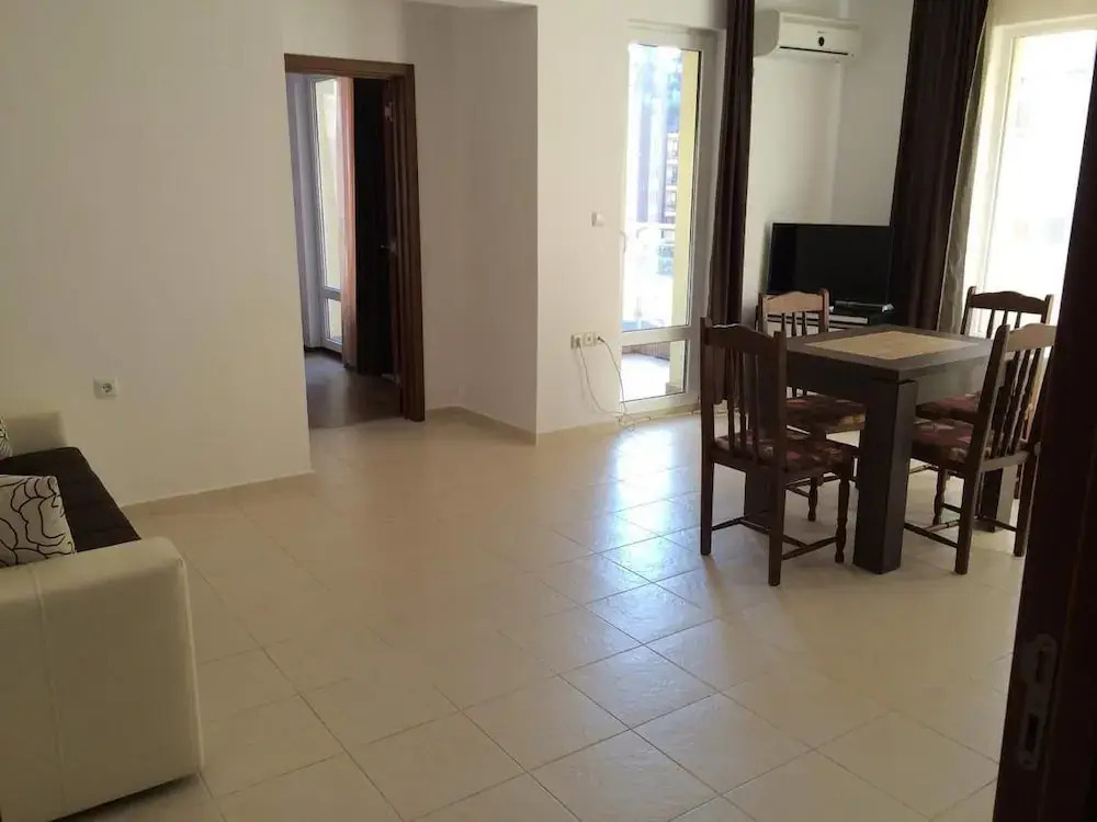 Sunrise Apartments, Pomorie