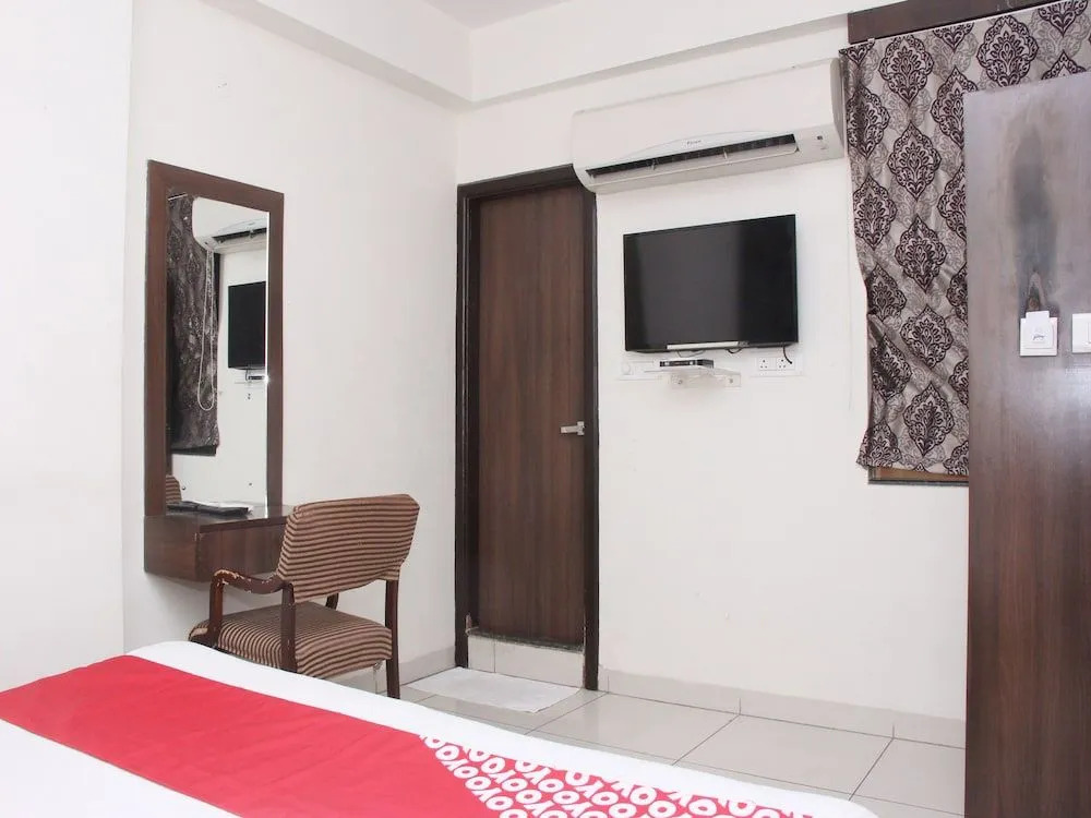Hotel Rk Palace