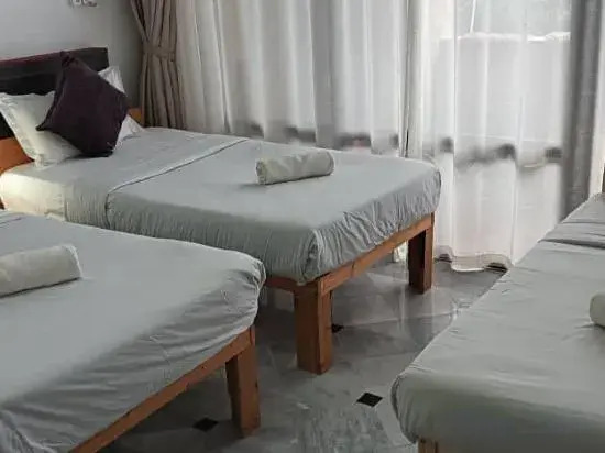 Natol Homestay - Riverbank Suites High Rise City Centre