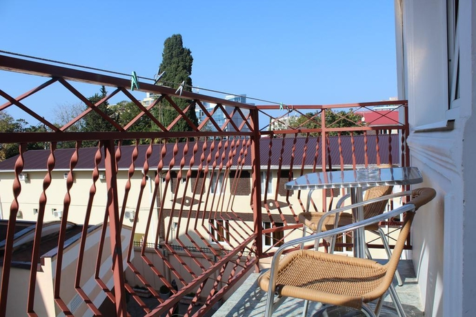 Guest House on Prosveshcheniya 36A