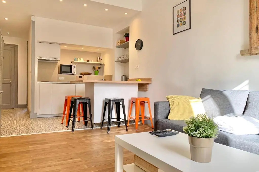 Nice flat completely renovated in the city centre #BL