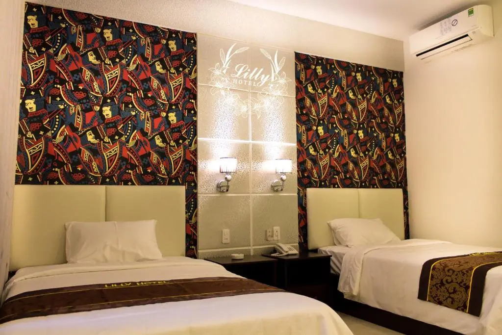 Lilly Hotel