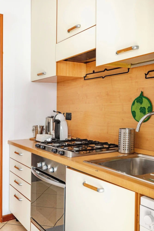 Central Apartment Caniggia 2 With Terrace in Como