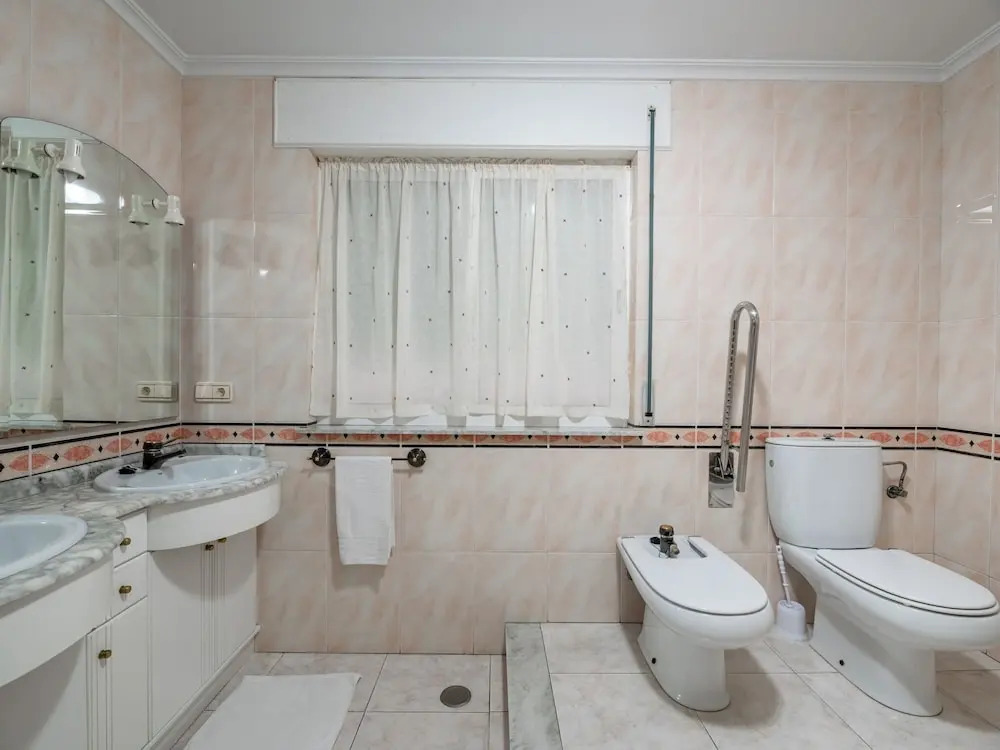 Lovely Apartment in Ribadeo near Playa de Penarronda