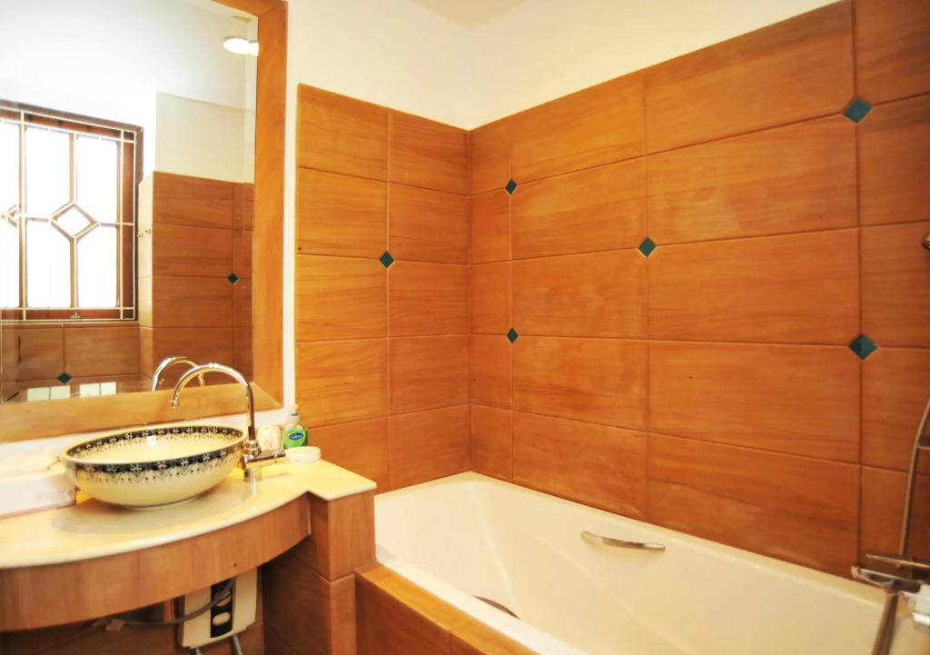 Thai Villa Melitta Bangrak Bohput, Beach, Pool, SeaViews, 6-enSuite, Full Villa, Luxury, AAA Location Koh Samui