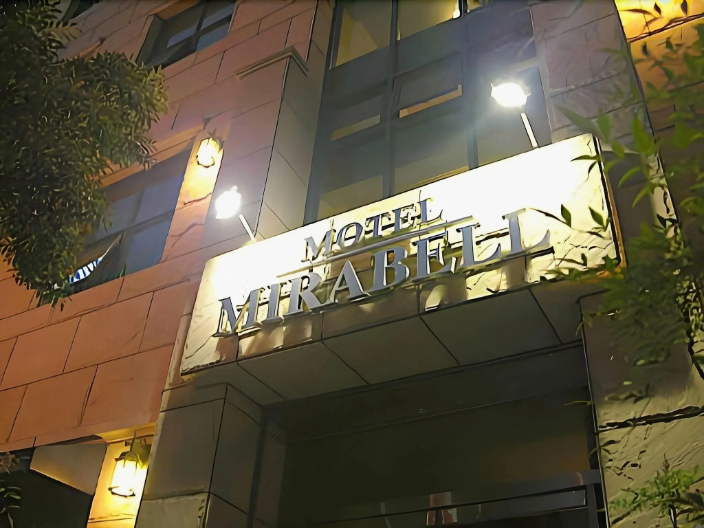 Mirabell Motel