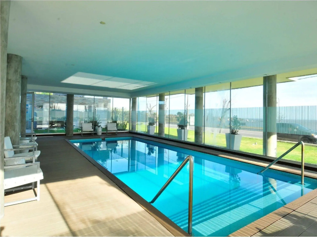 Real Colonia Hotel & Suites