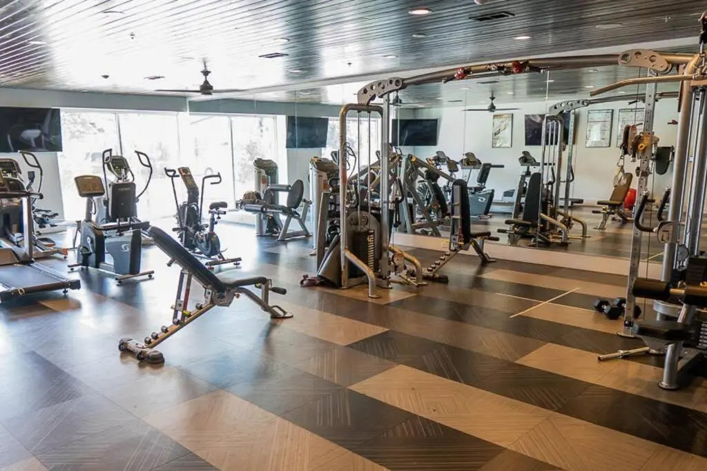 Luxe Downtown PentHouse with Amenities 76