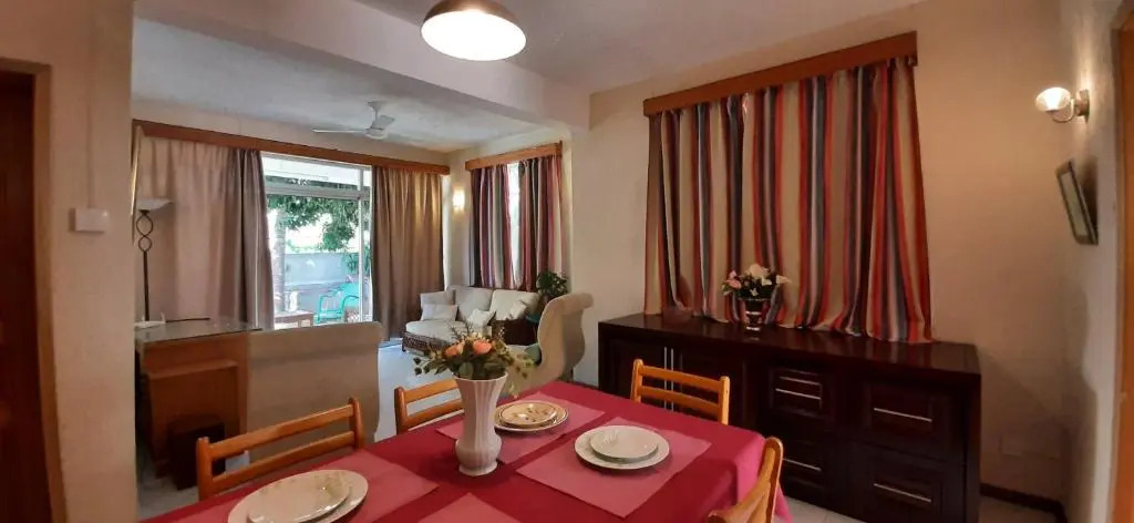 Villa de luxe avec piscine a 200m de la plage