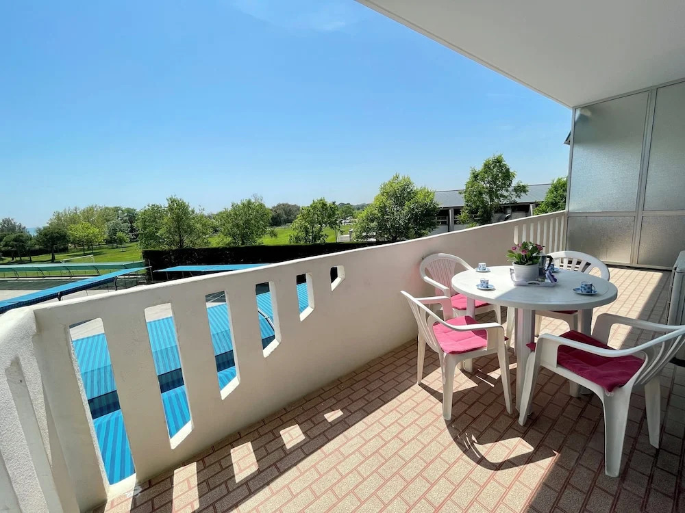Spacious Apartment Just 200m From the sea