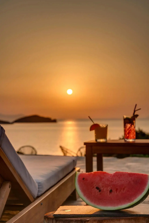Faros Resort