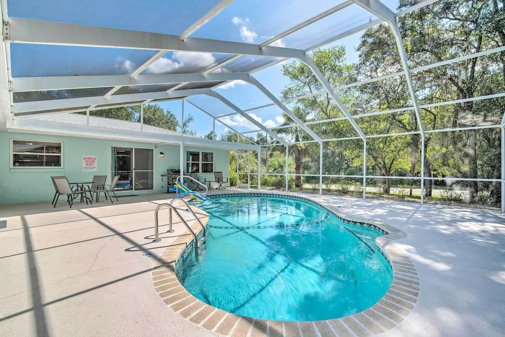 Welcoming Citrus Springs Home w/ Heated Pool