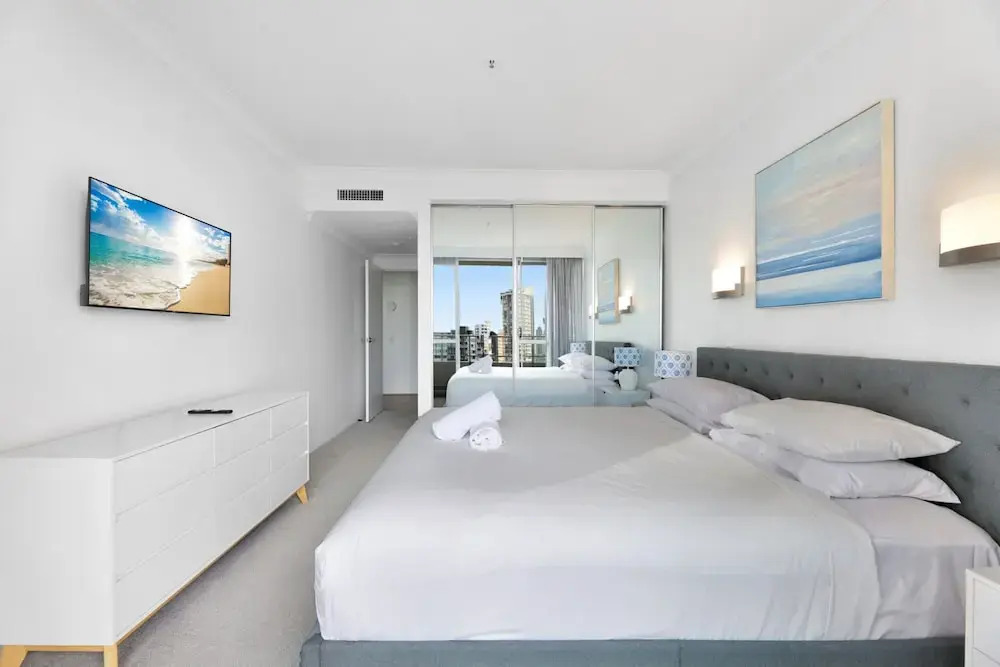 Ocean View 2-bed With Pool, Tennis Court & BBQ