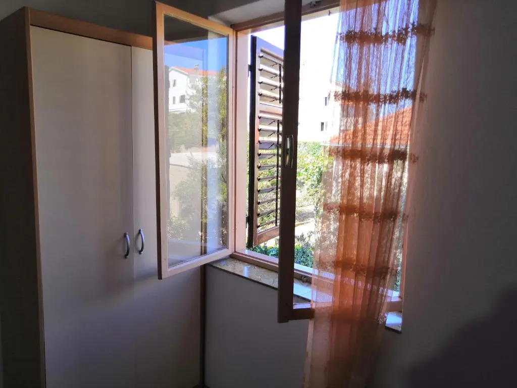 Apartments Srhoj