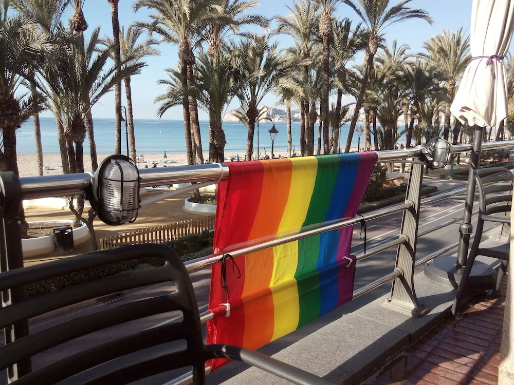 Rainbow Rentals Benidorm Campo