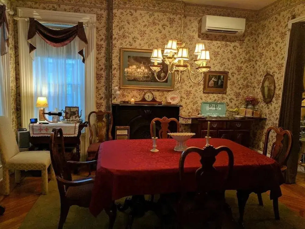 Bricktown Inn