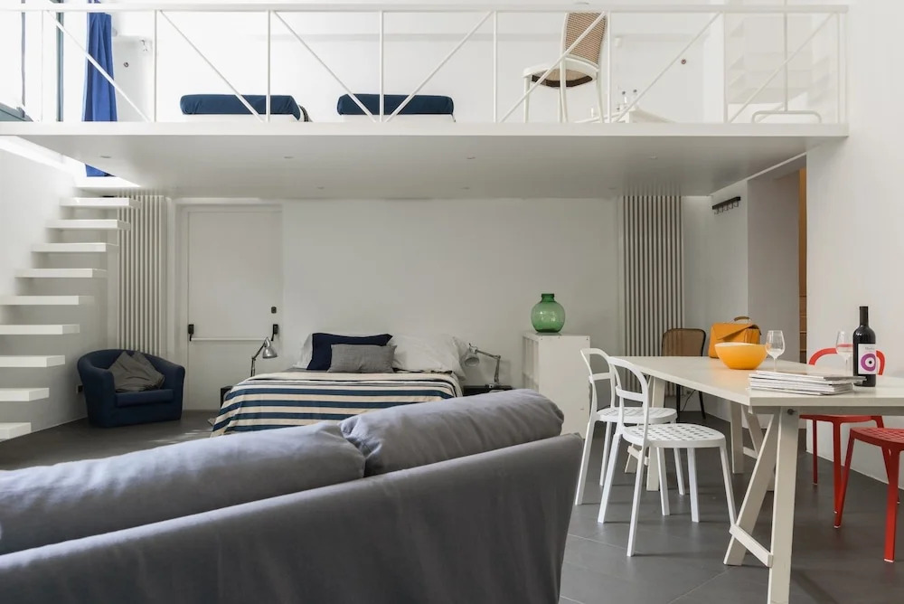 Bocconi Hintown House