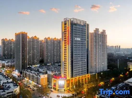 Runhua Junyue Hotel