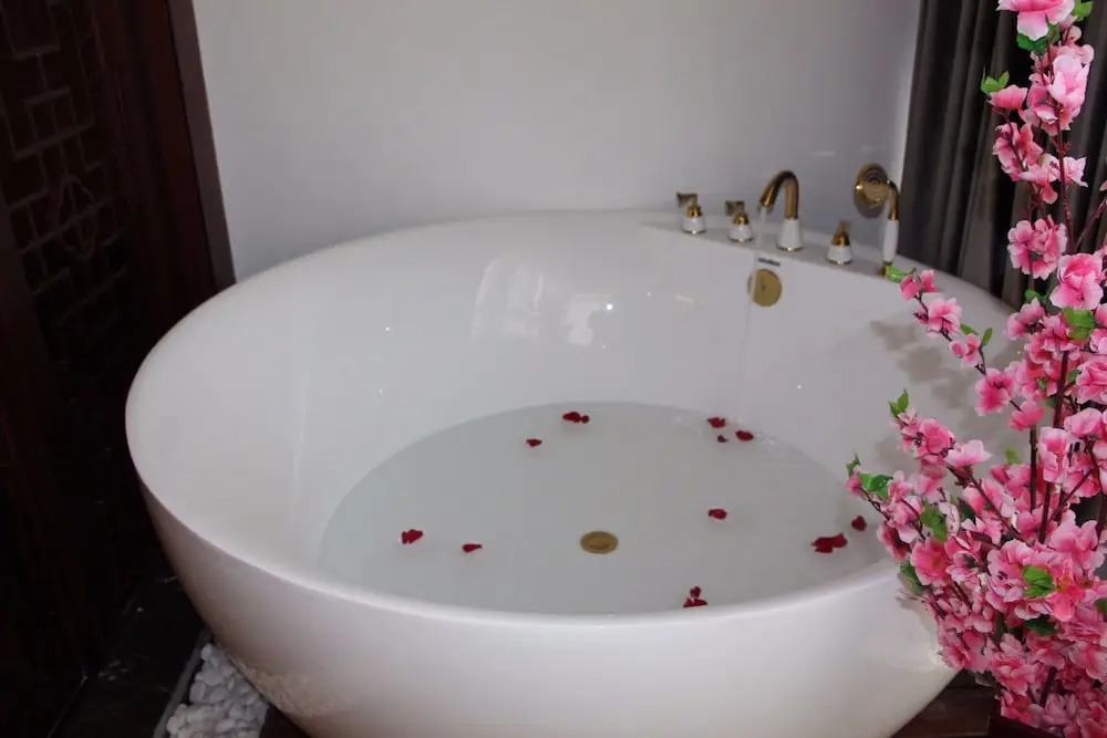 Suzhou Romantic Cabin Panmen