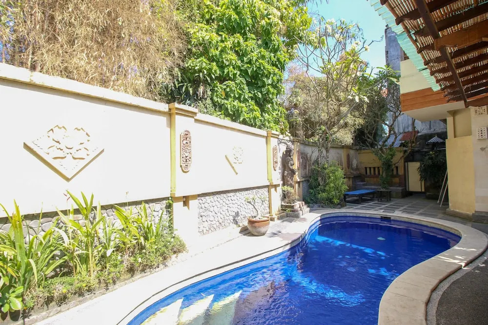 Airy Sanur Hang Tuah 84 Bali