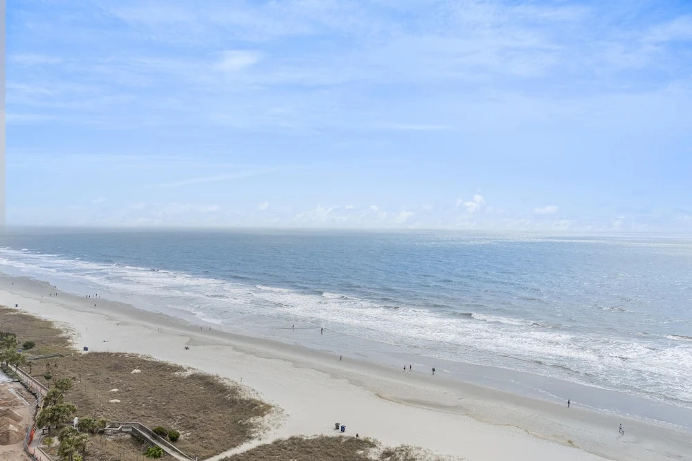 Kingston Residences 2 Bedroom Ocean View Condos