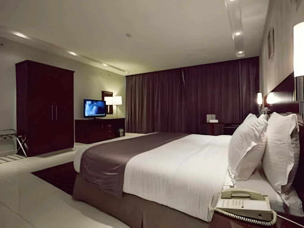Grand Mayral Hotel
