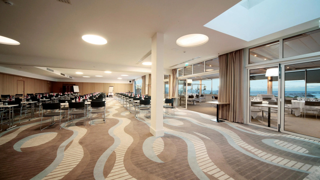 Holiday Inn Nice - Port St Laurent by IHG