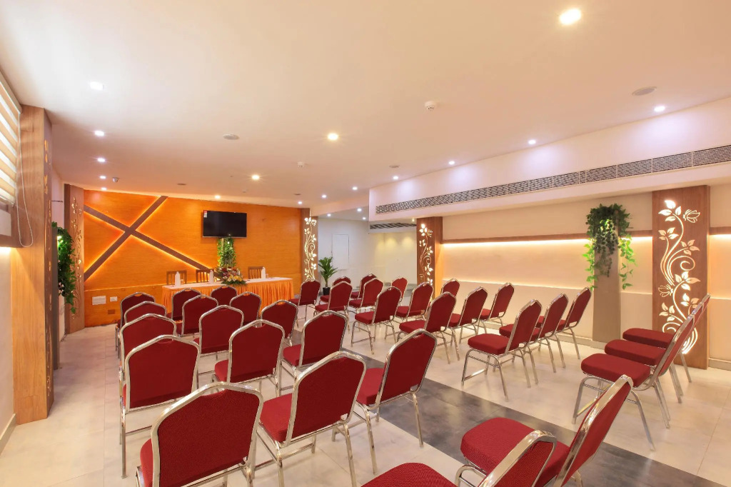 Hotel Pushpak Calicut International Airport
