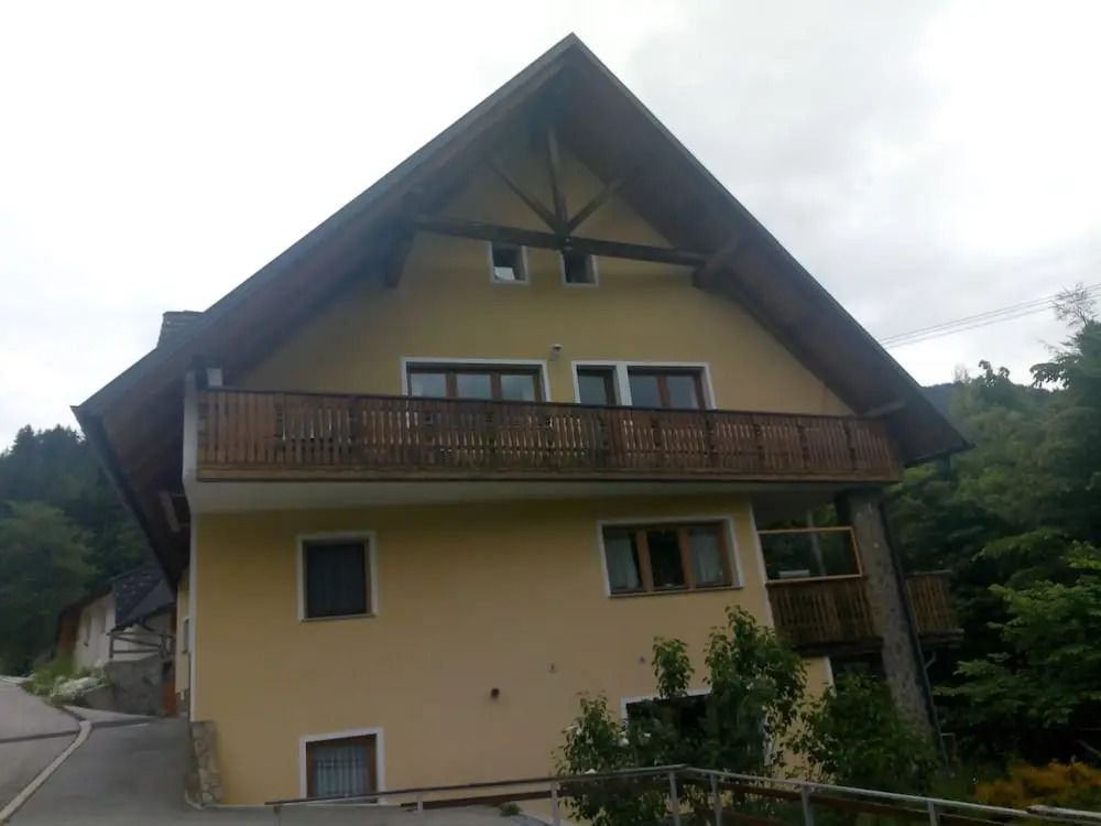 Immaculate 2-bed Apartment in Rateče Planica