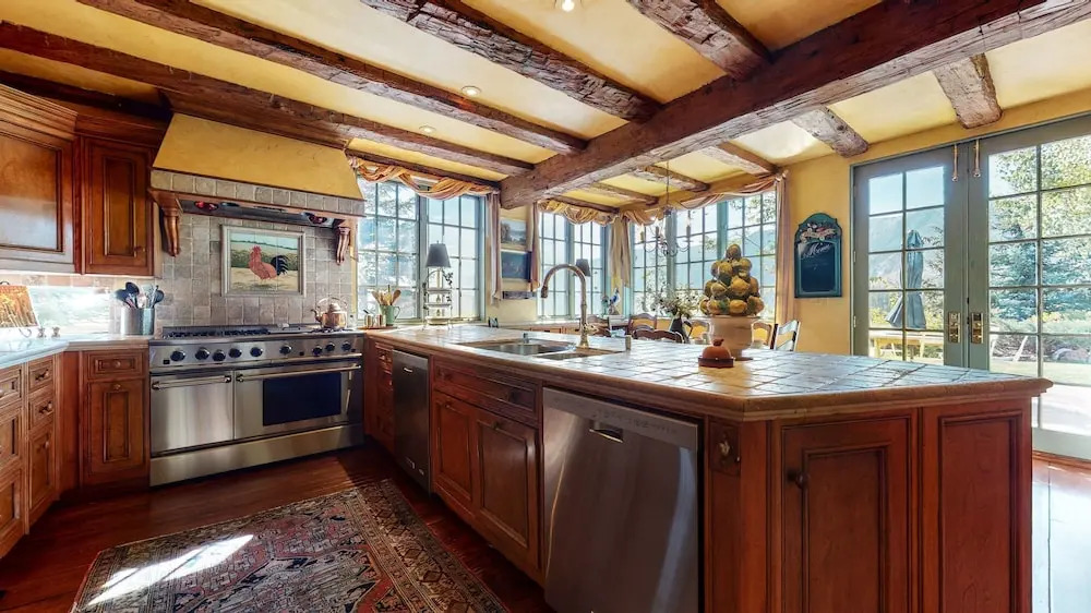 Juniper Ridge 16 5000 sq ft, Grand Chateau at Eagle, Expansive Mountain Views by RedAwning