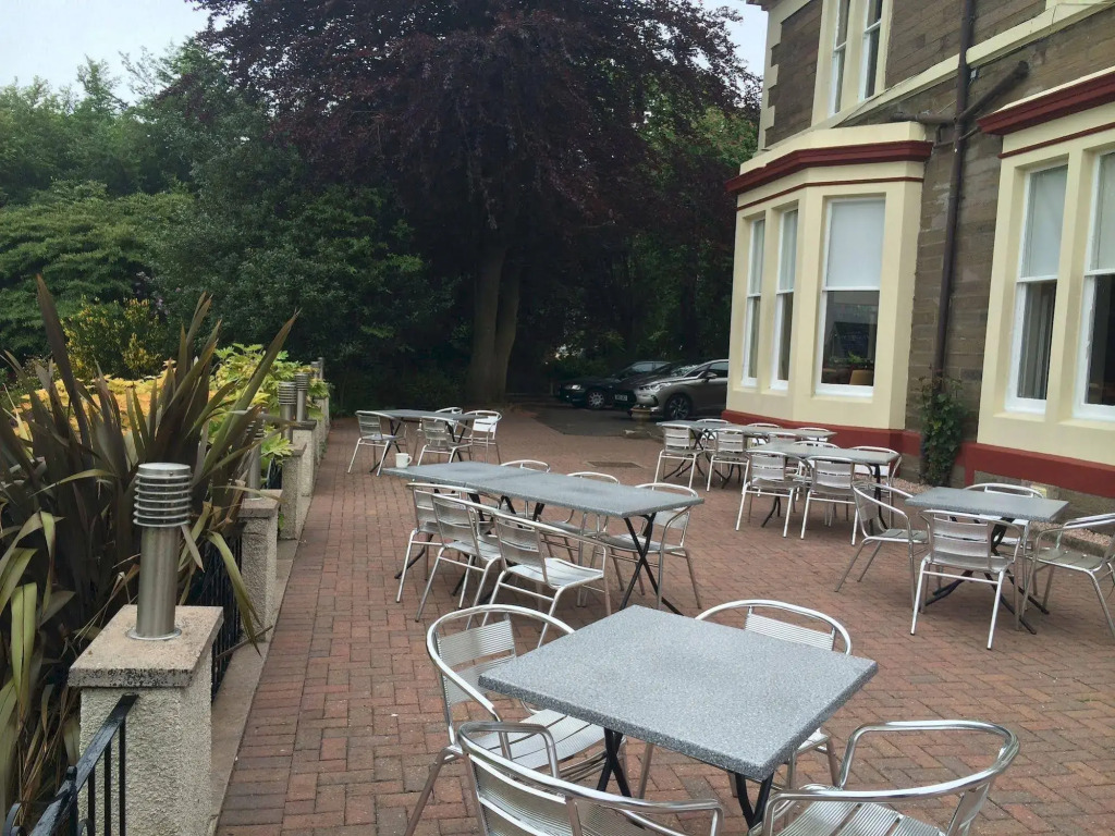 Taychreggan Hotel