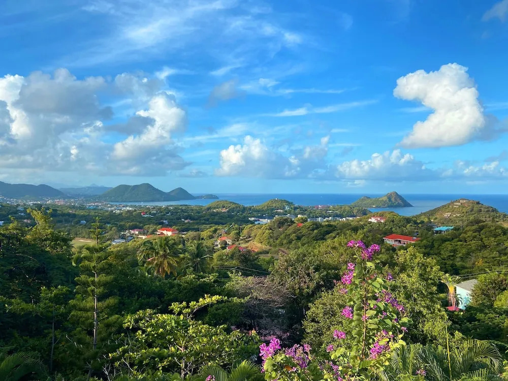 Hummingbird Villa - Tropical 3 bedroom Villa with Panoramic Views 3 Home by RedAwning